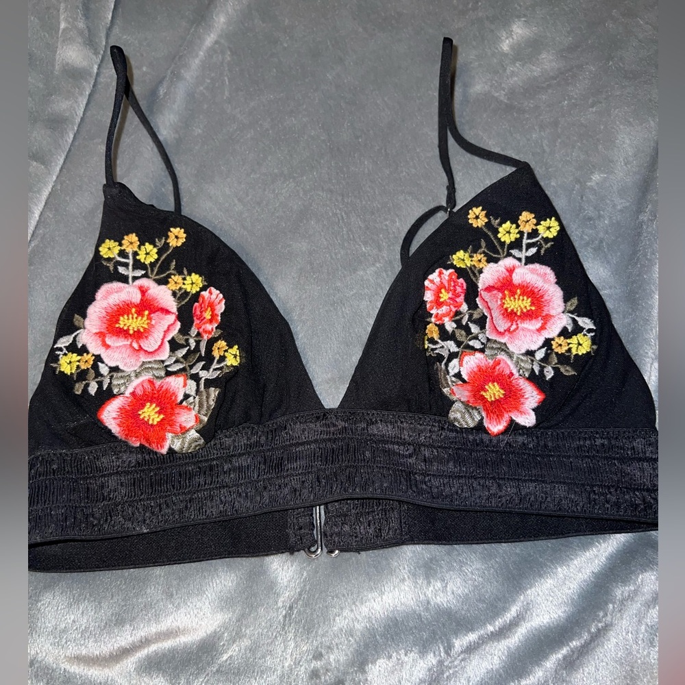 Floral bikini top